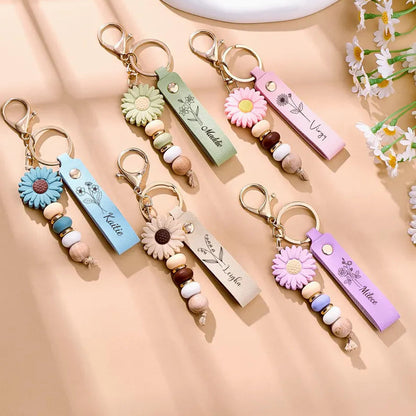 Personalized Birth Flower Keyring, Daisy Beaded Keyring for Girls, Gift for Her, Custom Text Faux Leather Keyring,Bag Charm,Bridesmaid Gifts