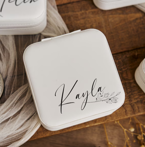 Personalized bridesmaid jewelry travel box, bridesmaid gifts, gift for her, mother's day gift, gift for bridal party, gift for bridesmaid