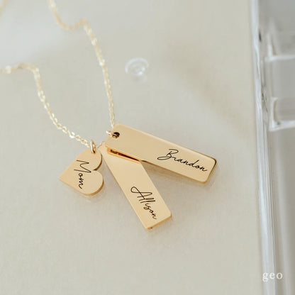Custom Name Necklace Personalized Gift Christmas Mama Necklace for Mom Gift for Mom Pendant Necklace Charm Necklace Mom Jewelry Gift for Her