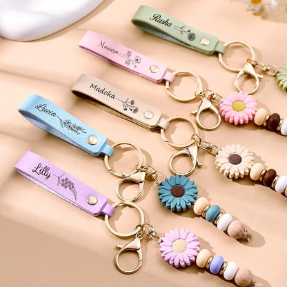 Personalized Birth Flower Keyring, Daisy Beaded Keyring for Girls, Gift for Her, Custom Text Faux Leather Keyring,Bag Charm,Bridesmaid Gifts