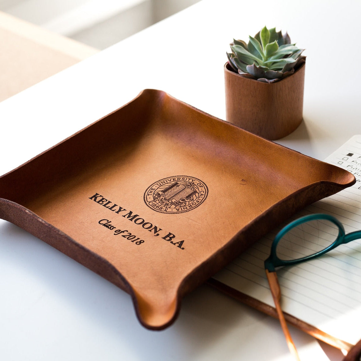 College Graduate Gift / Custom Leather Tray / Graduation Gift Ideas / Custom gift with University Seal, name / Class of 2026