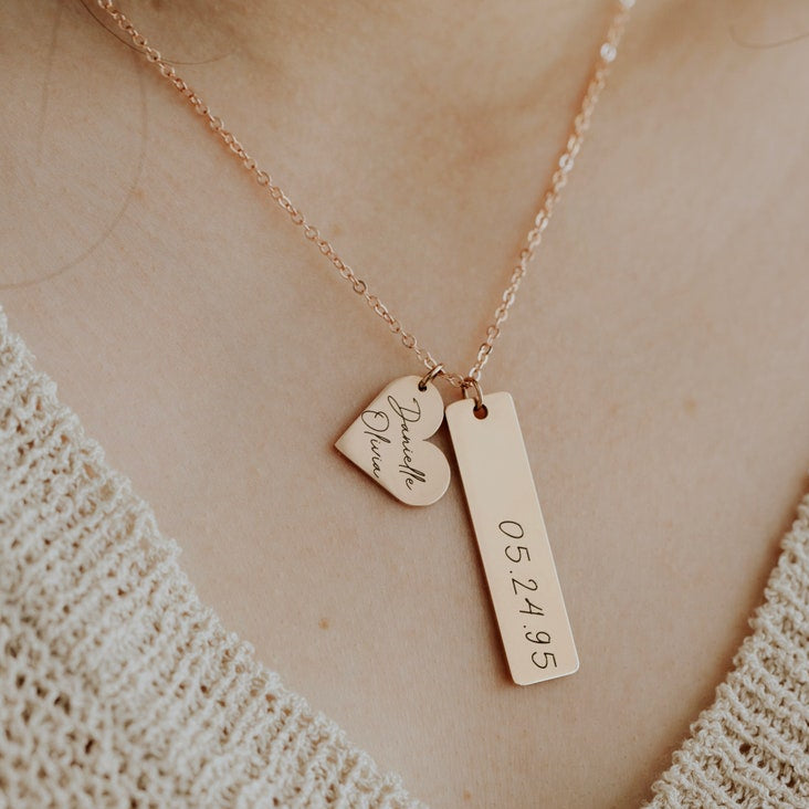 Custom Name Necklace Personalized Gift Christmas Mama Necklace for Mom Gift for Mom Pendant Necklace Charm Necklace Mom Jewelry Gift for Her
