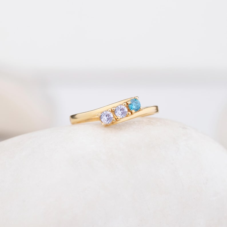 1-4 Birthstone Order Family Ring, Mother Ring Gift, 925K Silver Dainty Ring, Personalized Gift for Her, Christmas Gift, Curved Style Ring