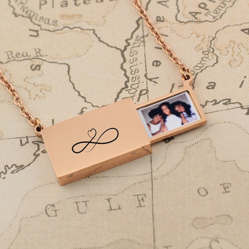 Photo Locket Necklace, Custom Engraved Picture Locket, Photo Necklace, Photo Jewelry, Mothers Day Gift for Mom, Mom Present
