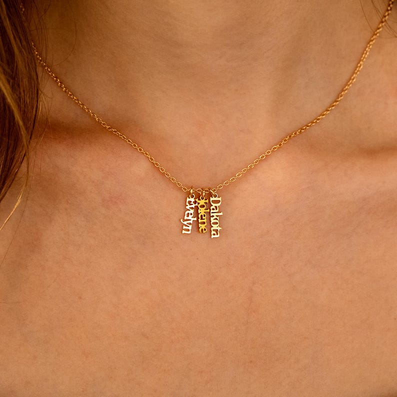 Personalized Multiple Name Necklace, Vertical Name Family Necklace, Children Names Jewelry for Mom, Mother Day Gift for Grandma, Wife