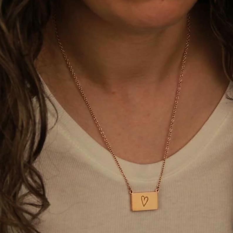 Photo Locket Necklace, Custom Engraved Picture Locket, Photo Necklace, Photo Jewelry, Mothers Day Gift for Mom, Mom Present