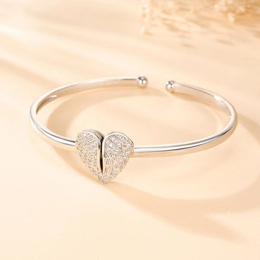 Personalized Heart Shape Zircon Angel Wing Photo Locket Bracelet Custom Memorial Keepsake, Anniversary Birthday Gift for Wife Mother Grandma